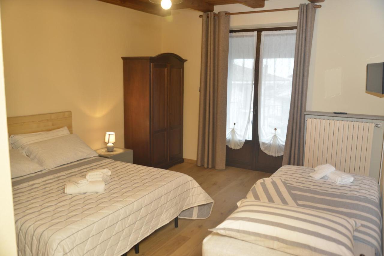 Agriturismo Ai Pruesot Bagnolo Piemonte Exteriör bild