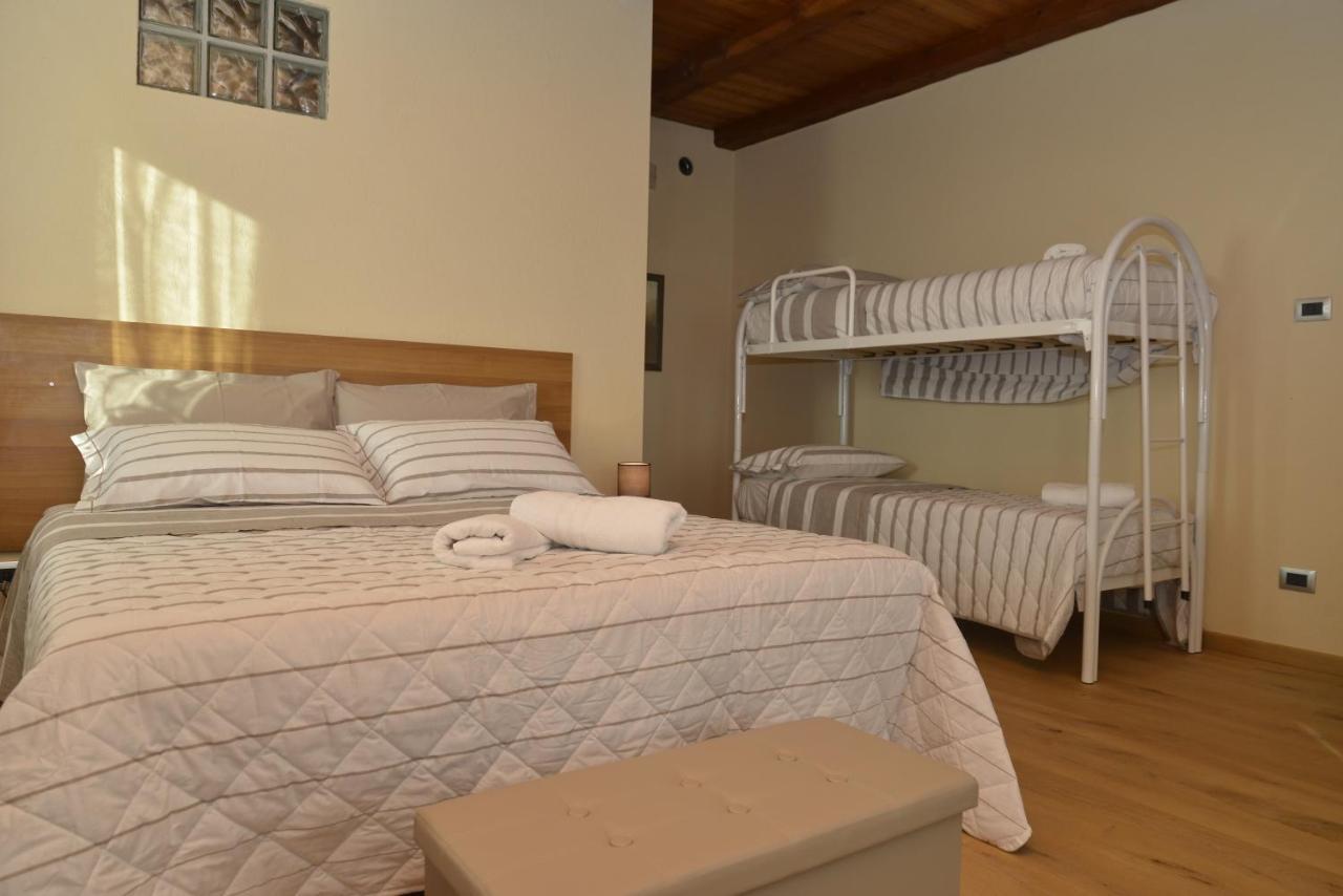 Agriturismo Ai Pruesot Bagnolo Piemonte Exteriör bild