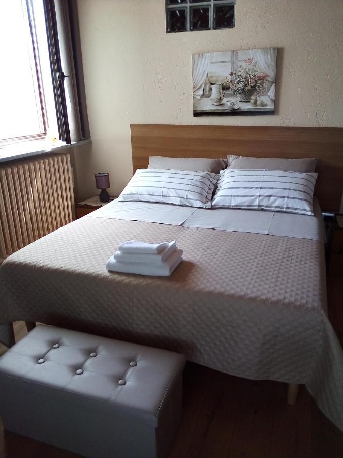 Agriturismo Ai Pruesot Bagnolo Piemonte Exteriör bild